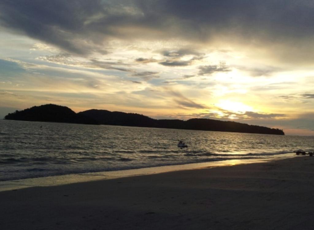 ฮูดา อินน์ ปันไตเจอนัง ภายนอก รูปภาพ